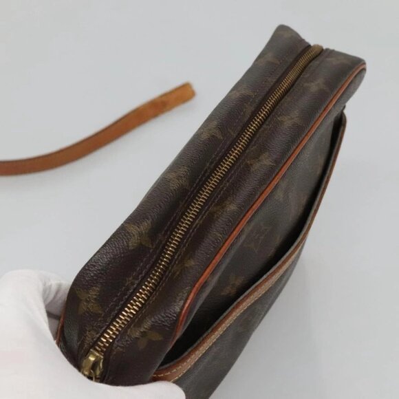 LOUIS VUITTON Monogram Trocadero 27 Shoulder Bag - Picture 6 of 16